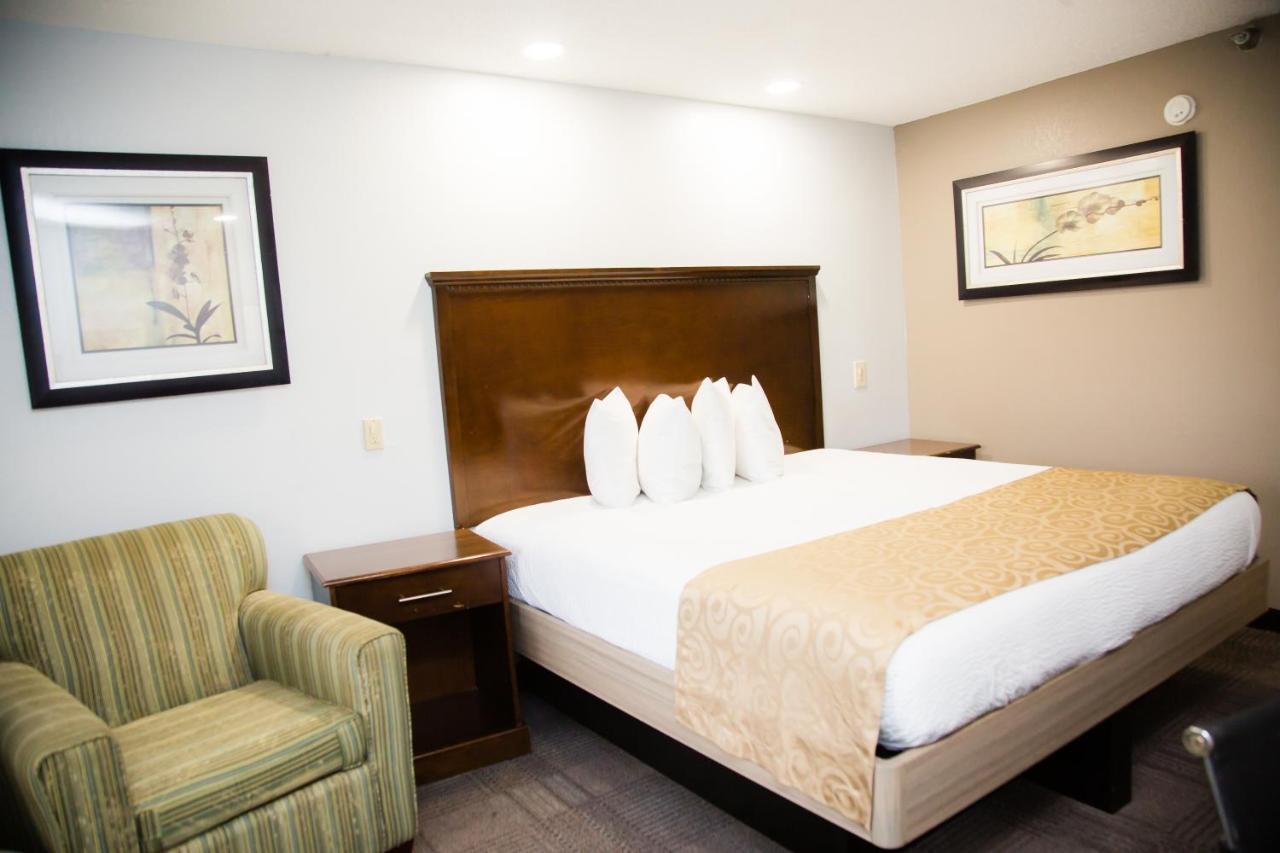 Baymont By Wyndham Fort Walton Beach Mary Esther Bagian luar foto