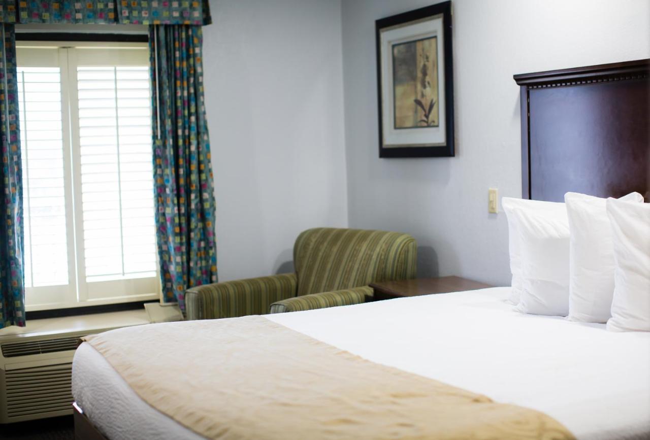 Baymont By Wyndham Fort Walton Beach Mary Esther Bagian luar foto