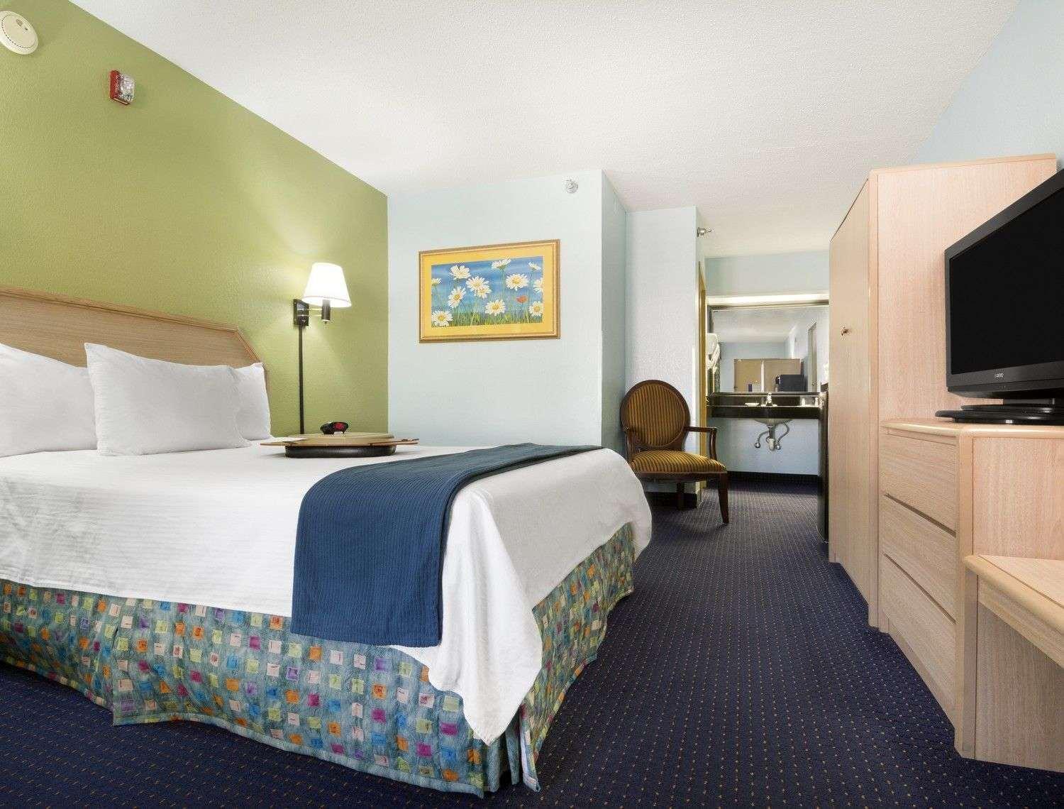 Baymont By Wyndham Fort Walton Beach Mary Esther Bagian luar foto