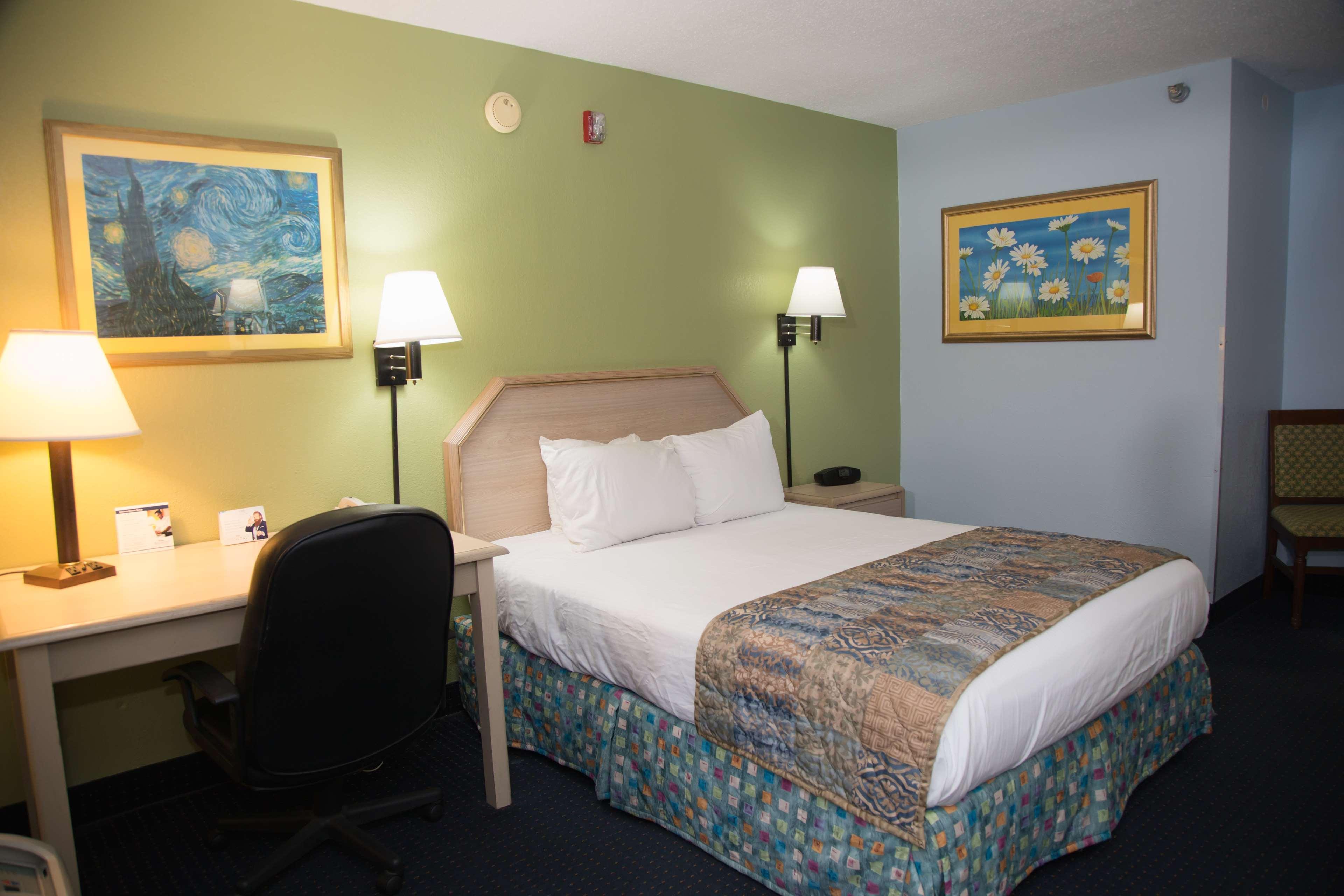 Baymont By Wyndham Fort Walton Beach Mary Esther Bagian luar foto