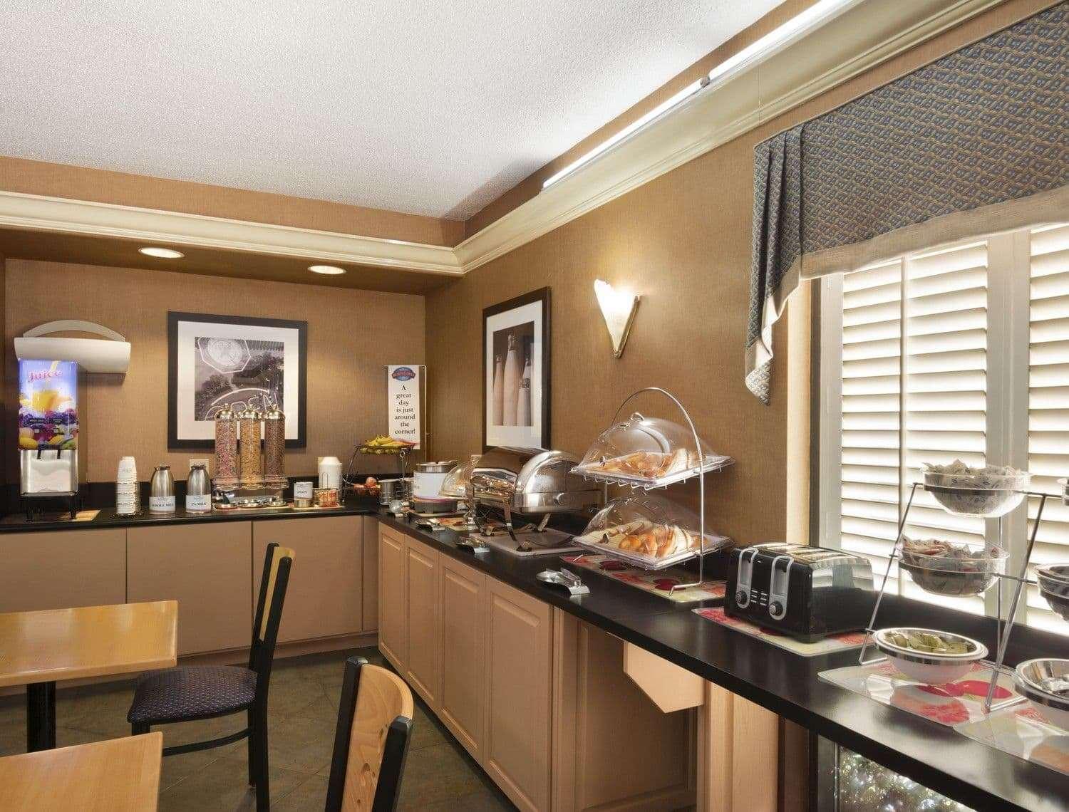 Baymont By Wyndham Fort Walton Beach Mary Esther Bagian luar foto