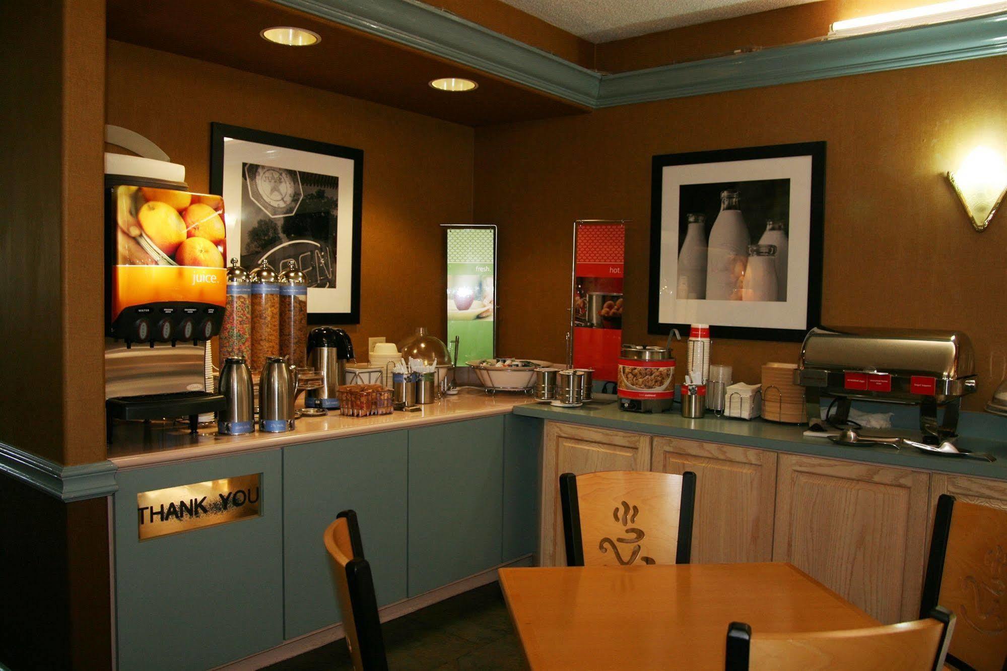 Baymont By Wyndham Fort Walton Beach Mary Esther Restoran foto