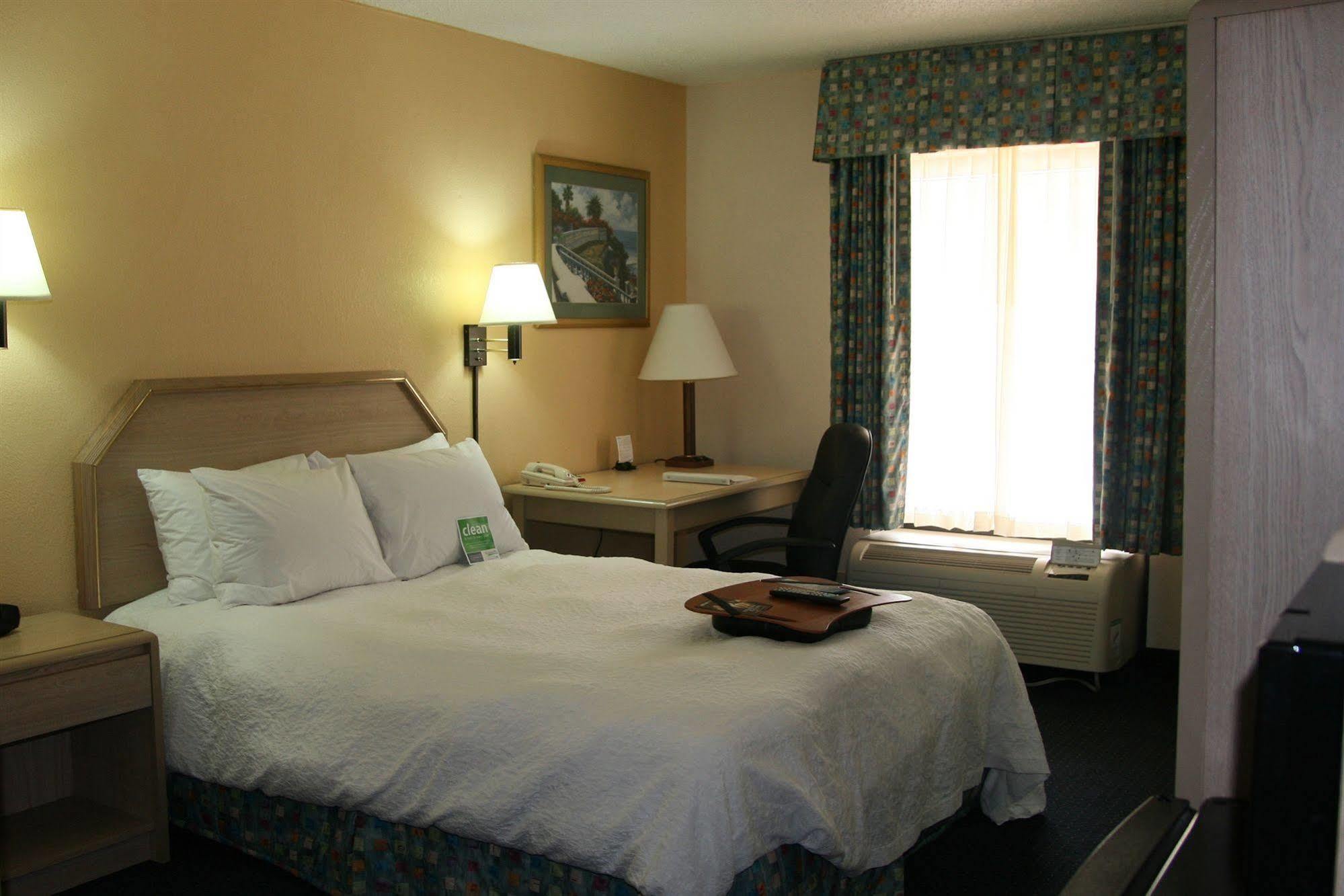Baymont By Wyndham Fort Walton Beach Mary Esther Bagian luar foto